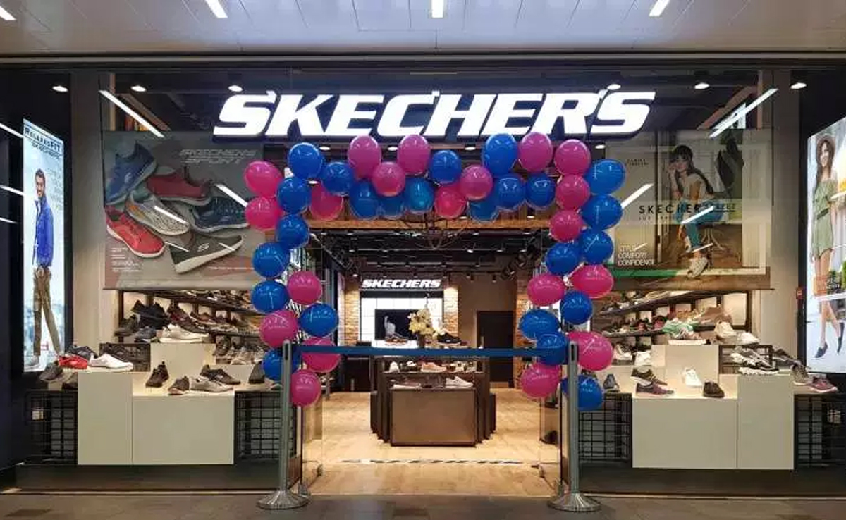 directions to skechers store